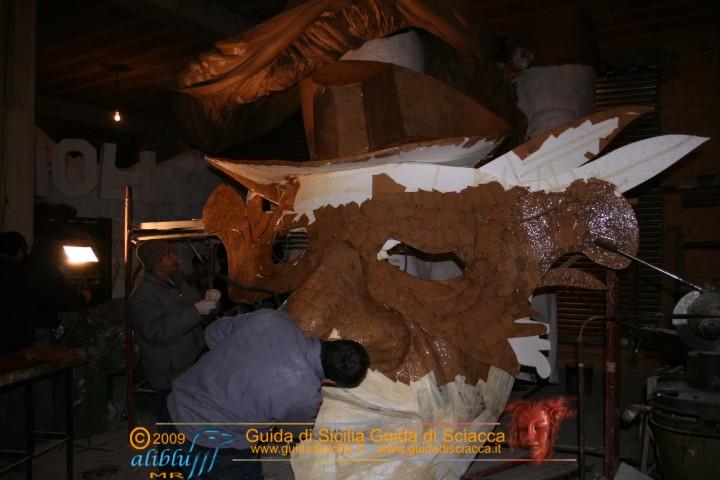 Costruzione_carri_Carnevale_0009.JPG