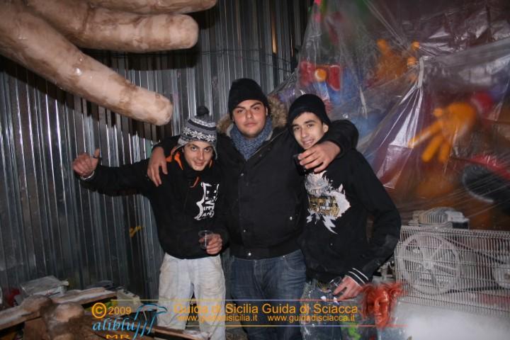 Costruzione_carri_Carnevale_0021.JPG
