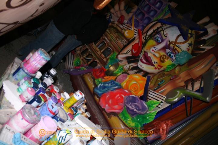 Costruzione_carri_Carnevale_0025.JPG