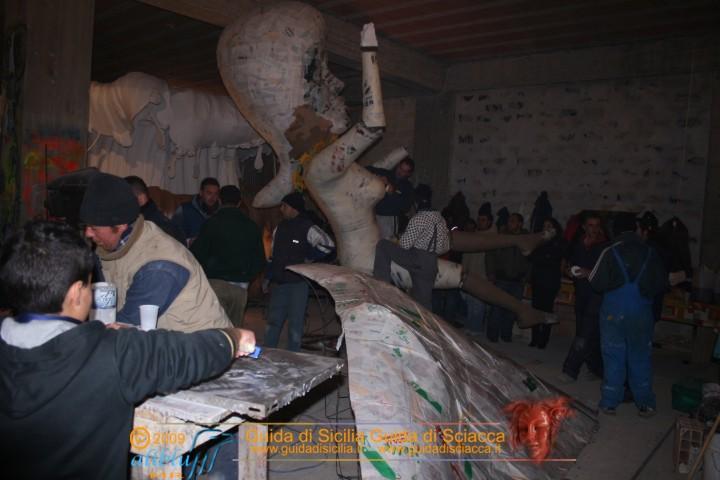 Costruzione_carri_Carnevale_0032.JPG