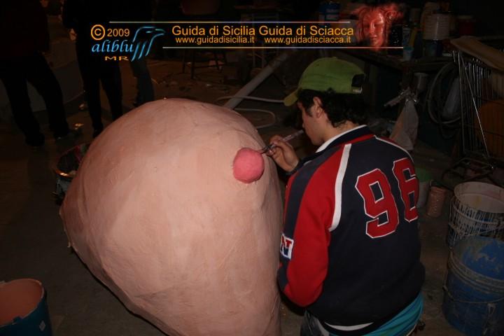 Costruzione_carri_Carnevale_0008.JPG
