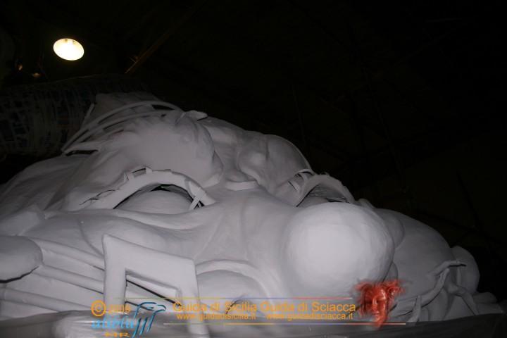 Costruzione_Carri_Carnevale_0062.JPG