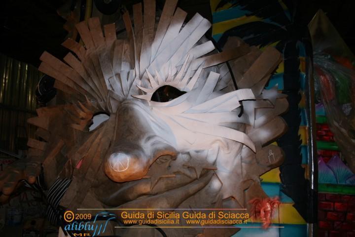 Costruzione_Carri_Carnevale_0064.JPG