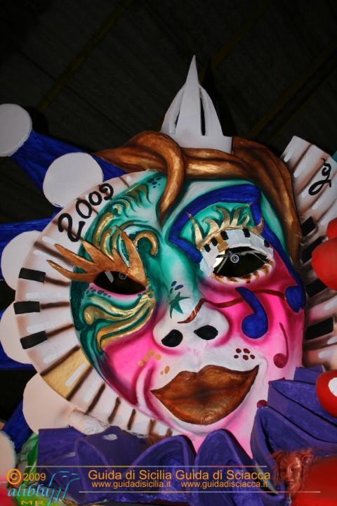 Costruzione_Carri_Carnevale_0068.JPG