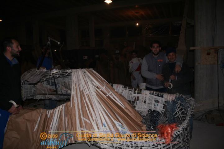 Costruzione_Carri_Carnevale_0003.JPG