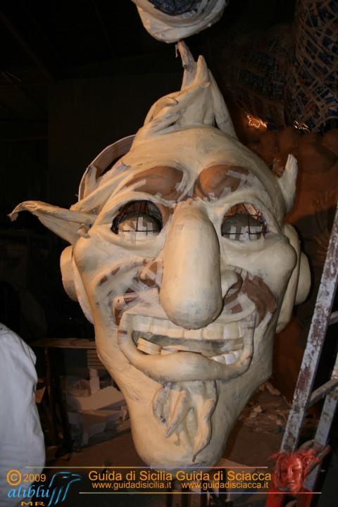 Costruzione_Carri_Carnevale_0036.JPG