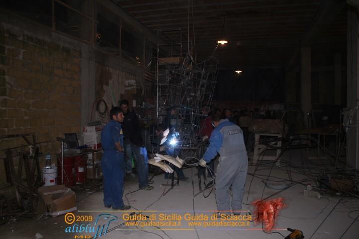 Costruzione_Carri_Carnevale_0007.JPG