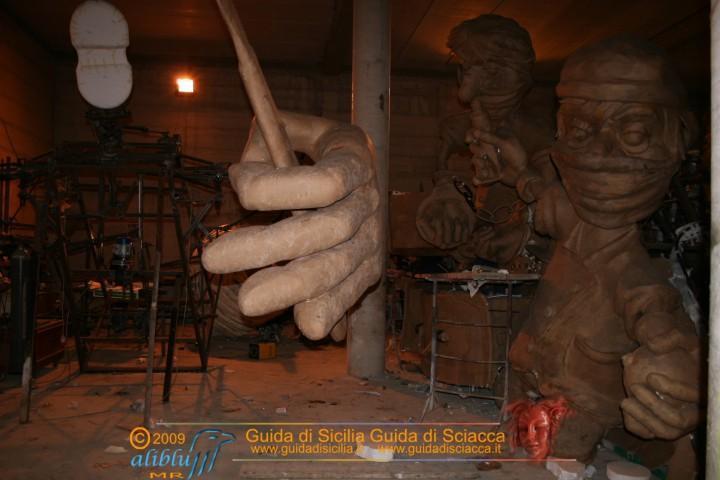 Costruzione_Carri_Carnevale_0008.JPG