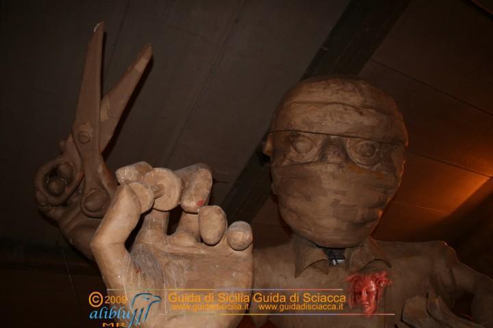 Costruzione_Carri_Carnevale_0014.JPG