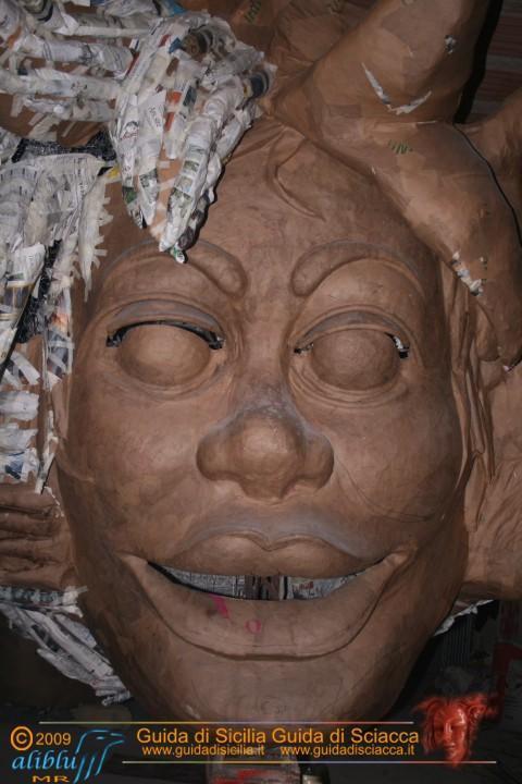 Costruzione_Carri_Carnevale_0040.JPG